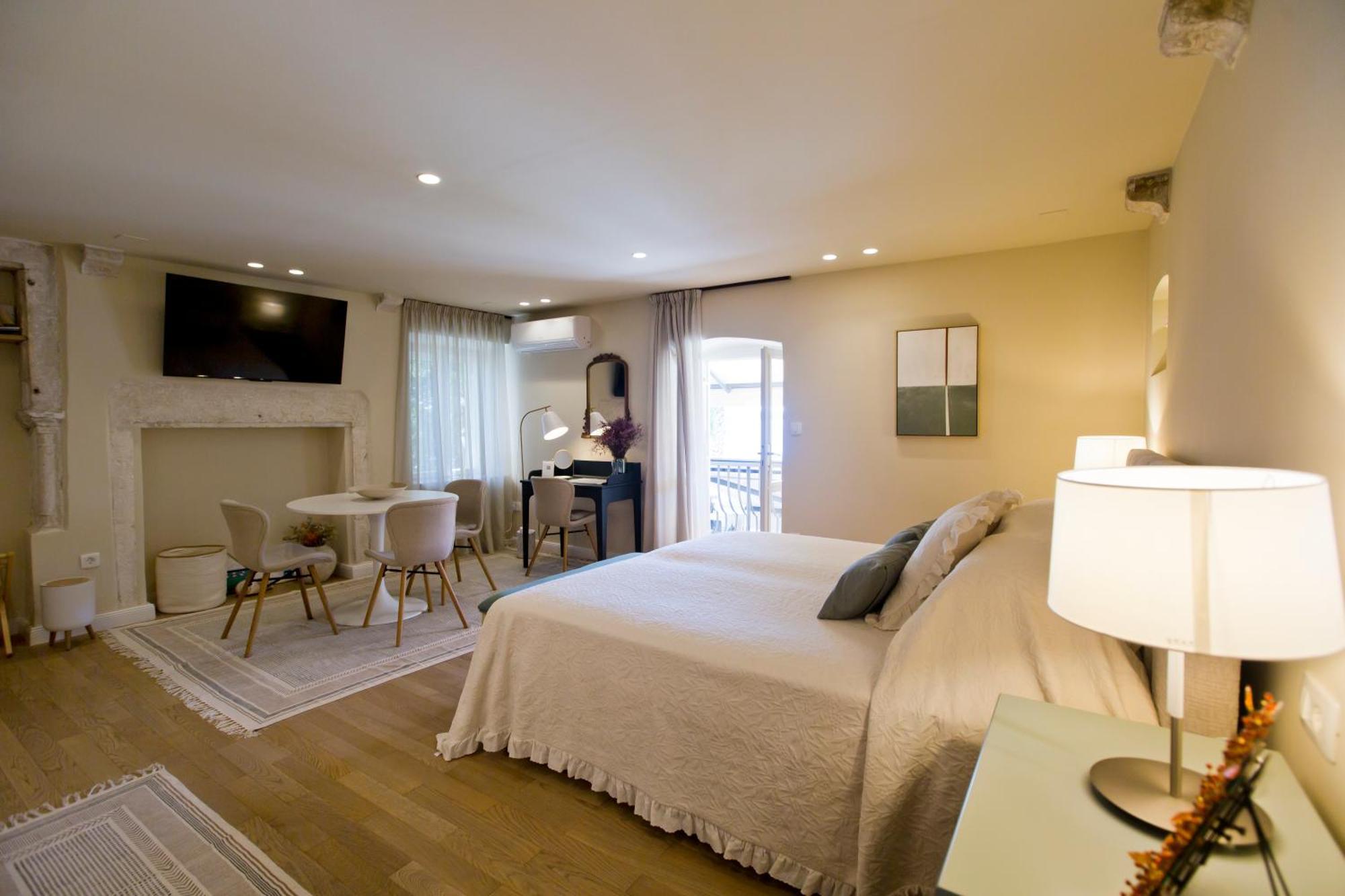 Apartment Riva Yacht Hvar Town
